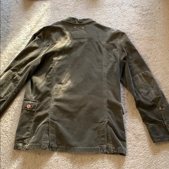 I am selling a men’s jackets. - Picture 2 of 2